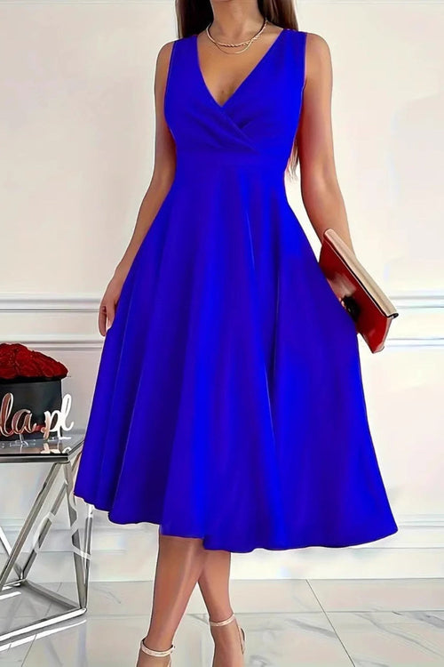 Out of State - Sleeveless Midi Dress